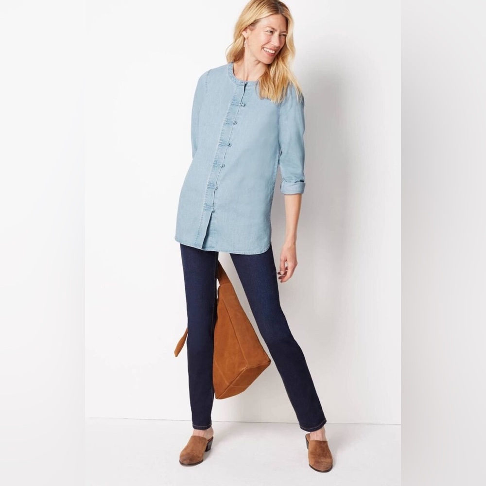 J. Jill Stylish‎ Knot-Button denim Clarity Wash shirt - Picture 14 of 14